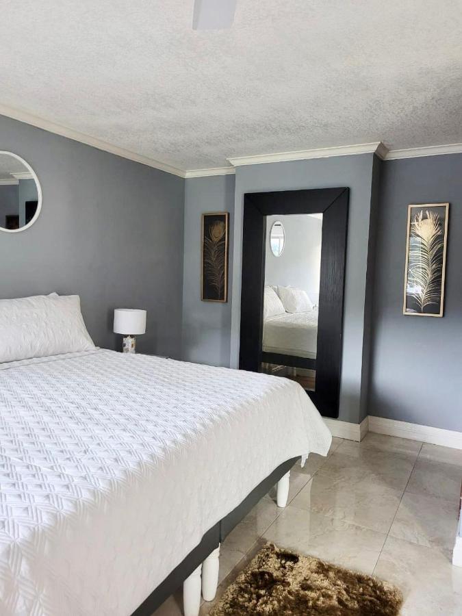 Studio 6 At Turtle Beach Towers Ocho Rios Exterior photo